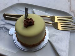 -UNI UNI(环亚凯瑟琳店)