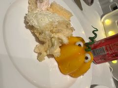 -广州万富希尔顿酒店·感趣自助餐厅·金秋蟹宴生蚝海鲜刺身