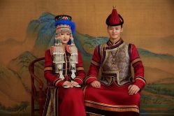 点击看大图 -苏雅影像蒙古婚纱摄影工作室