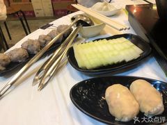 -鲜入围煮花胶鸡海鲜火锅