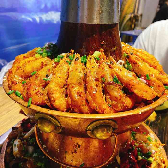 1717小龙虾·铜锅系列-"感谢大众点评让我又中霸王餐～ 本来以为.