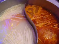 -钢管厂五区小郡肝串串香火锅(人民广场店)
