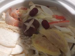 -三人行骨头王火锅(长寿店)