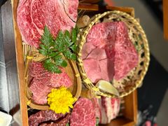 -山川小町·极番烧肉(新地假日广场店)