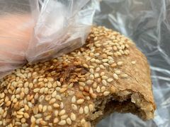 芝麻烧饼-杜称奇小吃店(西湖道店)