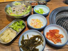 -明洞阿姨·韩式酱蟹烤肉·创意料理(三元桥店)