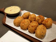 酥炸土豆泥香肠小食-星巴克臻选(上海合生汇1F店)