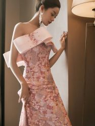 -派丽莫Pellimo原创设计婚纱品牌