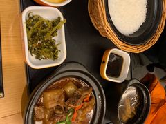 红烧牛腩饭-谷田稻香(佛罗伦萨店)