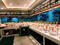 -有红鸡毛店·川菜(建设路店)