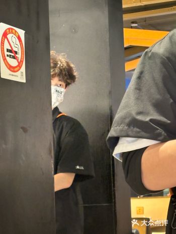 这家店好多帅哥!!!!