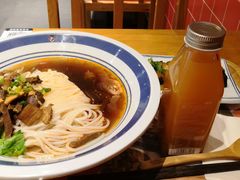 -霸蛮湖南菜·牛肉粉(荣京西街店)