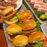 在重庆吃到满意的烤肉店‼️mini汉堡香晕了