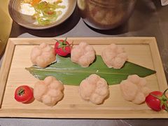 -湊湊火锅·茶憩(杭州湖滨银泰in77店)