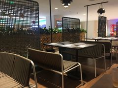 -美奈小馆·越南料理(中航城君尚购物中心店)