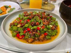 拉丝蒜香掌中宝-雀蓝川菜(星悦汇店)
