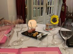 -La Villa French Restaurant