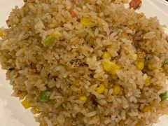 -亮亮烧烤(积玉桥总店)