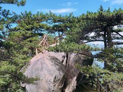-罗田薄刀峰风景区
