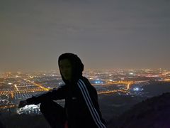 -鬼笑石后山停车场
