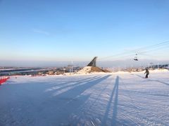 -丝绸之路山地度假区滑雪场