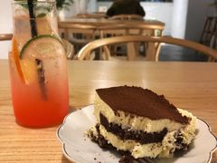 -禾康家蛋糕店