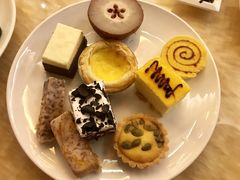 -舜耕山庄四时万和自助餐厅