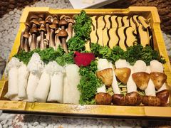 -慢丽江·云南野生菌土鸡锅(西山店)