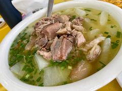 清炖萝卜肘子汤-荣生萝卜汤饭店
