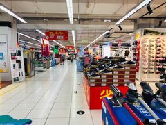 -家乐福(四元桥购物中心店)