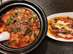 -万重锦·人文川菜馆(骡马市店)