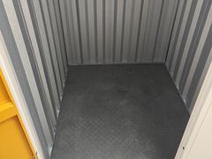 -安东易迷你自助仓储寄存仓库(顾戴路店)