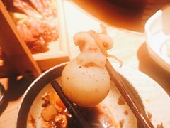飞鱼籽墨鱼滑-湊湊火锅·茶憩(杭州湖滨银泰in77店)