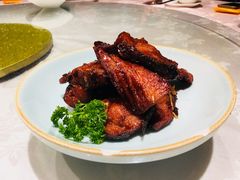 -品悦酒店(三林古镇店)