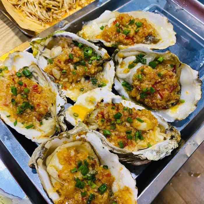 水岸名邸夜市-"家附近的夜市终于火爆开市了,相应国家号召.