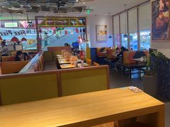 -菲滋意式休闲餐厅(北仑银泰城店)