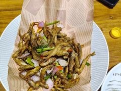 -头上红煨盐鸡乡村食府