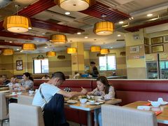 大堂-粤仔湾砂锅粥(金太湖店)
