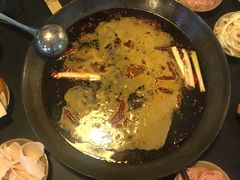 -星鸿社重庆老火锅(燃灯寺分店)