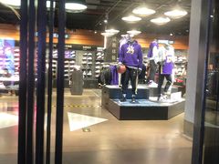 -NIKE武汉品牌体验店