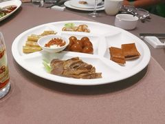 -香山湖家家宴(中山陵店)