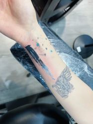点击看大图 -龙之吻专业刺青·手工耳洞·纹身去色