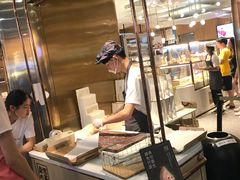 -奈雪的茶(湖滨银泰in77C区PRO店)