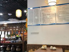 -黄桷树曹家私房菜(江与城店)