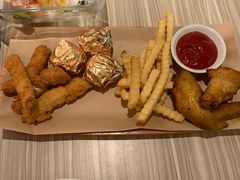 -必胜客(东大桥店)