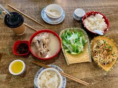 -王婆婆老妈蹄花川菜馆·非物质文化遗产(太古里一店)