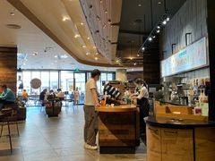 -星巴克臻选(深圳金光华店)