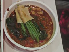 -宏姐串串香(宏伟路店)