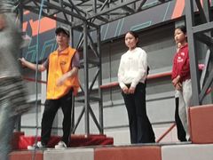 -极限PLAY运动娱乐新世界·团建派对潮玩休闲馆·室内蹦极高空游乐园