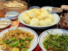 精肉酸菜蒸饺-新兴园饺子馆(河南街店)